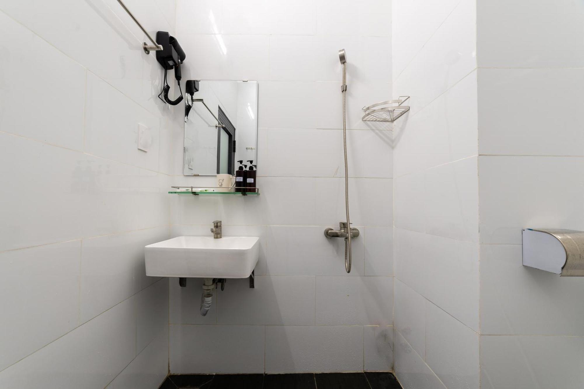 הו צ'י מין סיטי Thien Quoc Hotel מראה חיצוני תמונה